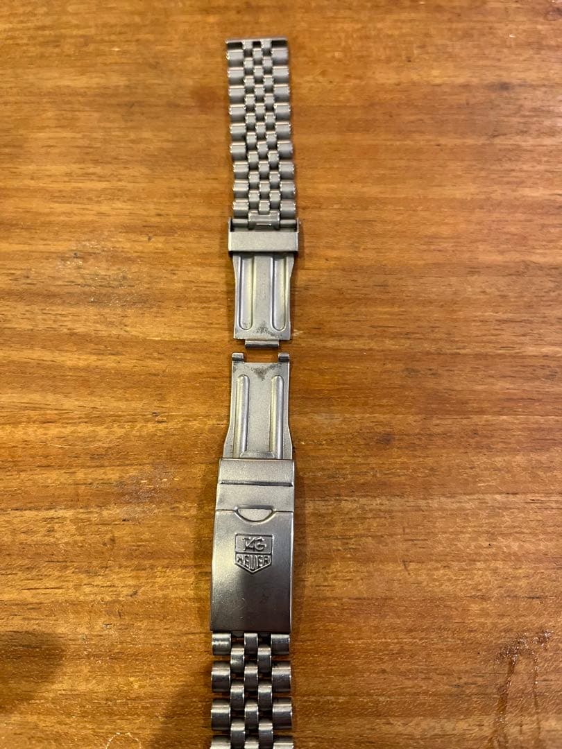 タグホイヤのフォーミュラ1 純正ベルト18mm