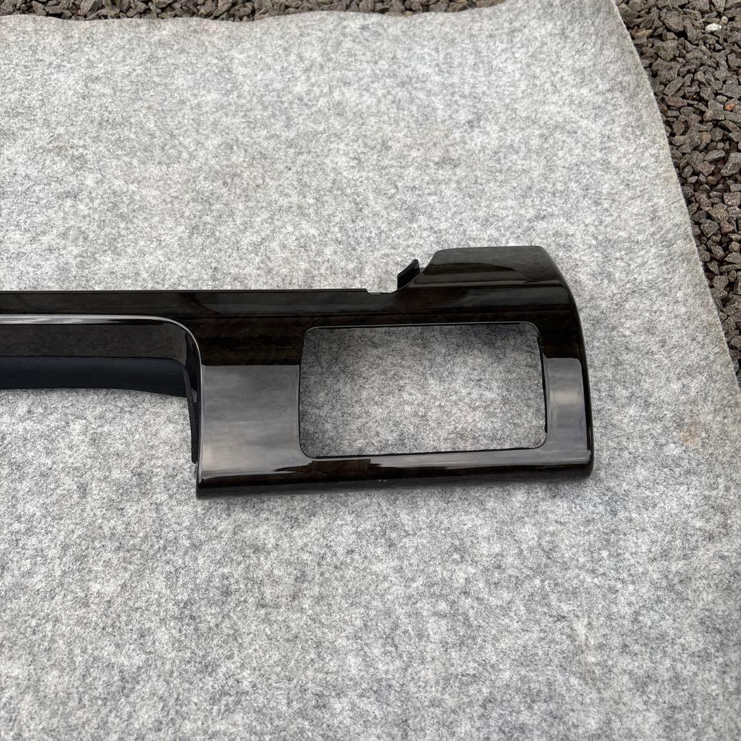 ホンダエリシオン　黒木目　ダッシュパネル