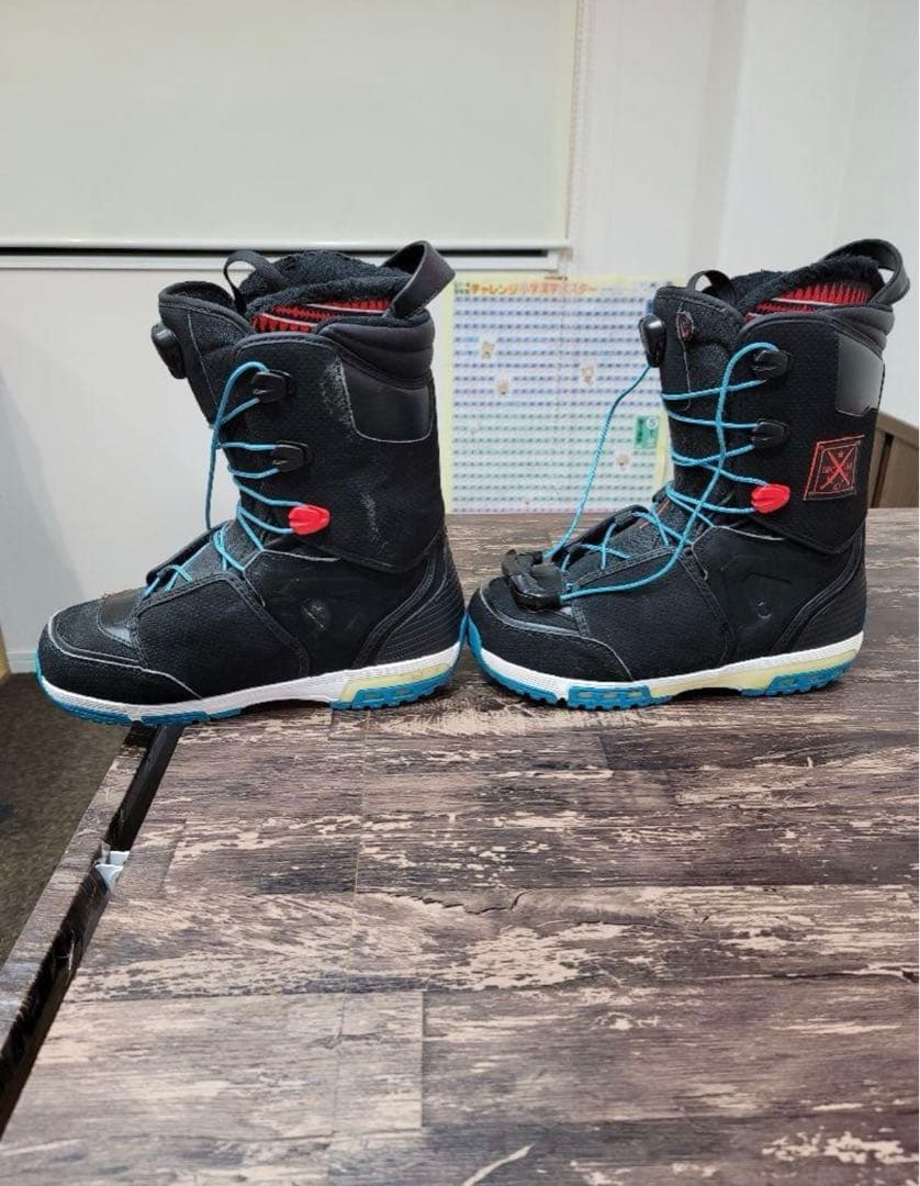 サロモンのスノーボードブーツ26