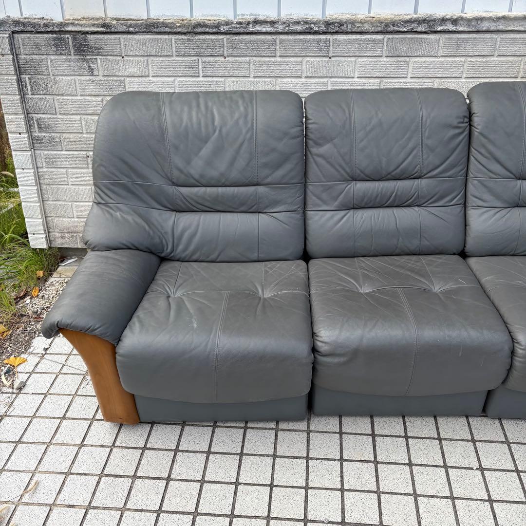 北欧レトロ レザーソファー 三人掛けソファー ラグジュアリー ビンテージ グレー