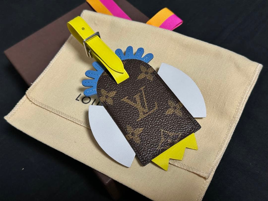 ルイヴィトン LOUISVUITTON ラゲッジタグ 限定 トライバルマスク