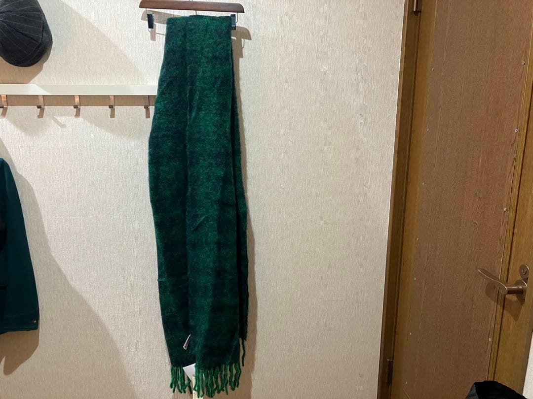 MARNI 緑色 大判マフラー 2022