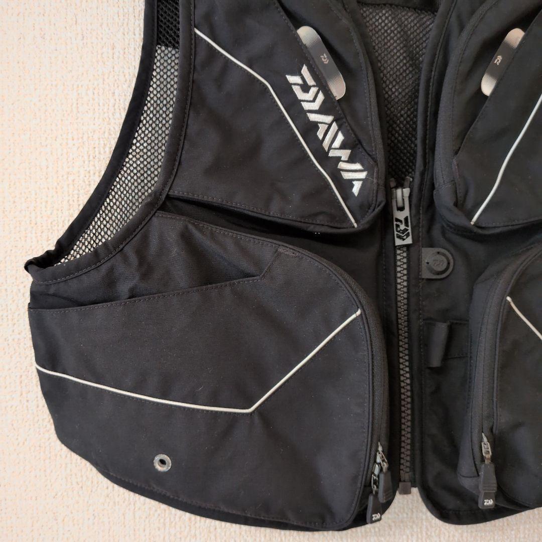 【ほぼ未使用】DAIWA　ダイワ　フィッシングベスト DV-3021 黒　 S