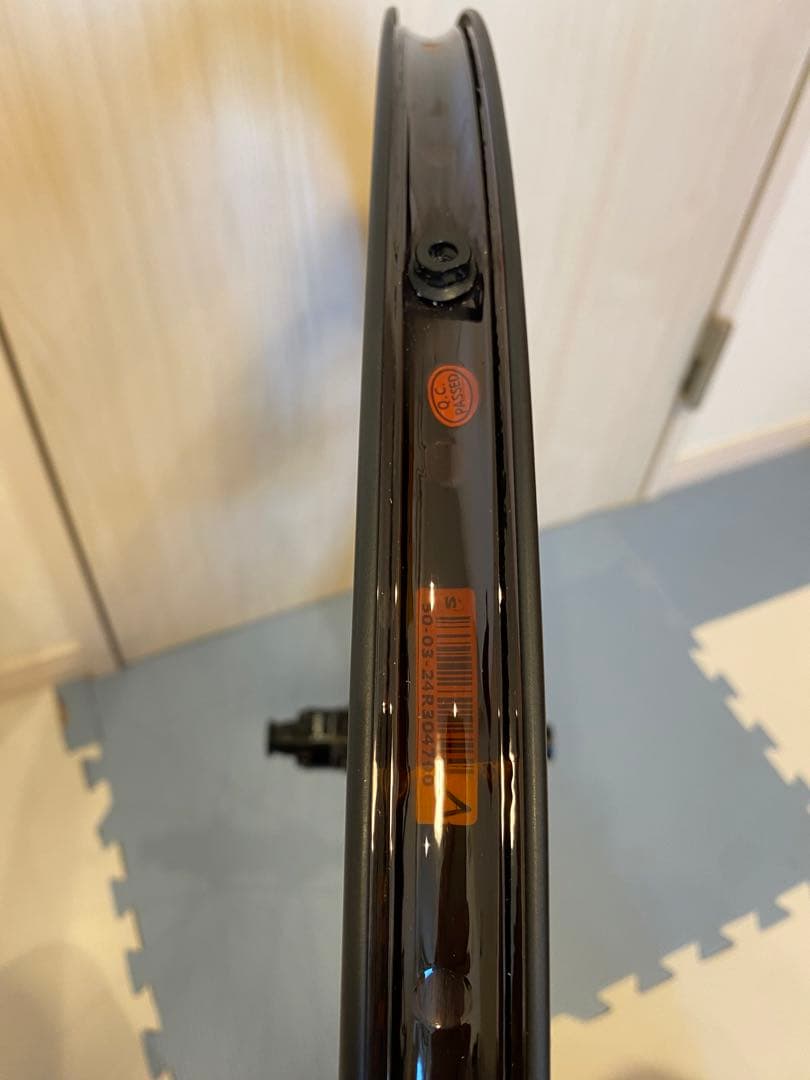 ELITEWHEELS EDGE カーボンホイール1347g50mm XDR専用