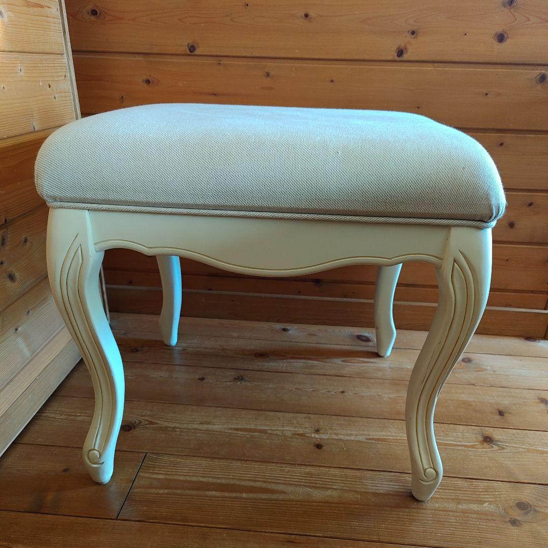 希少✨ローラアシュレイ　チェア　送料込み