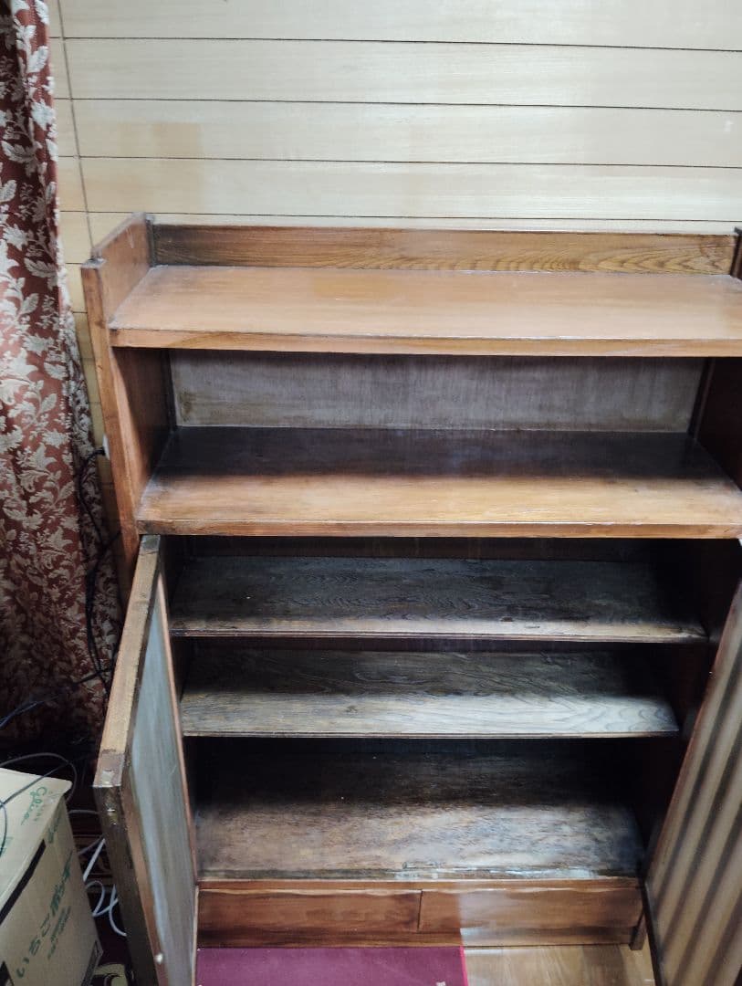 木製キャビネット 中型 スラット扉