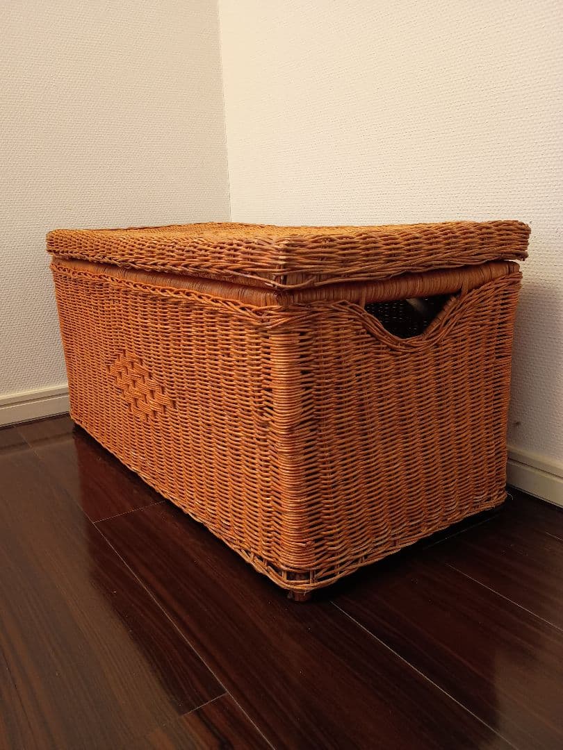 籐　座れる収納　アンティーク