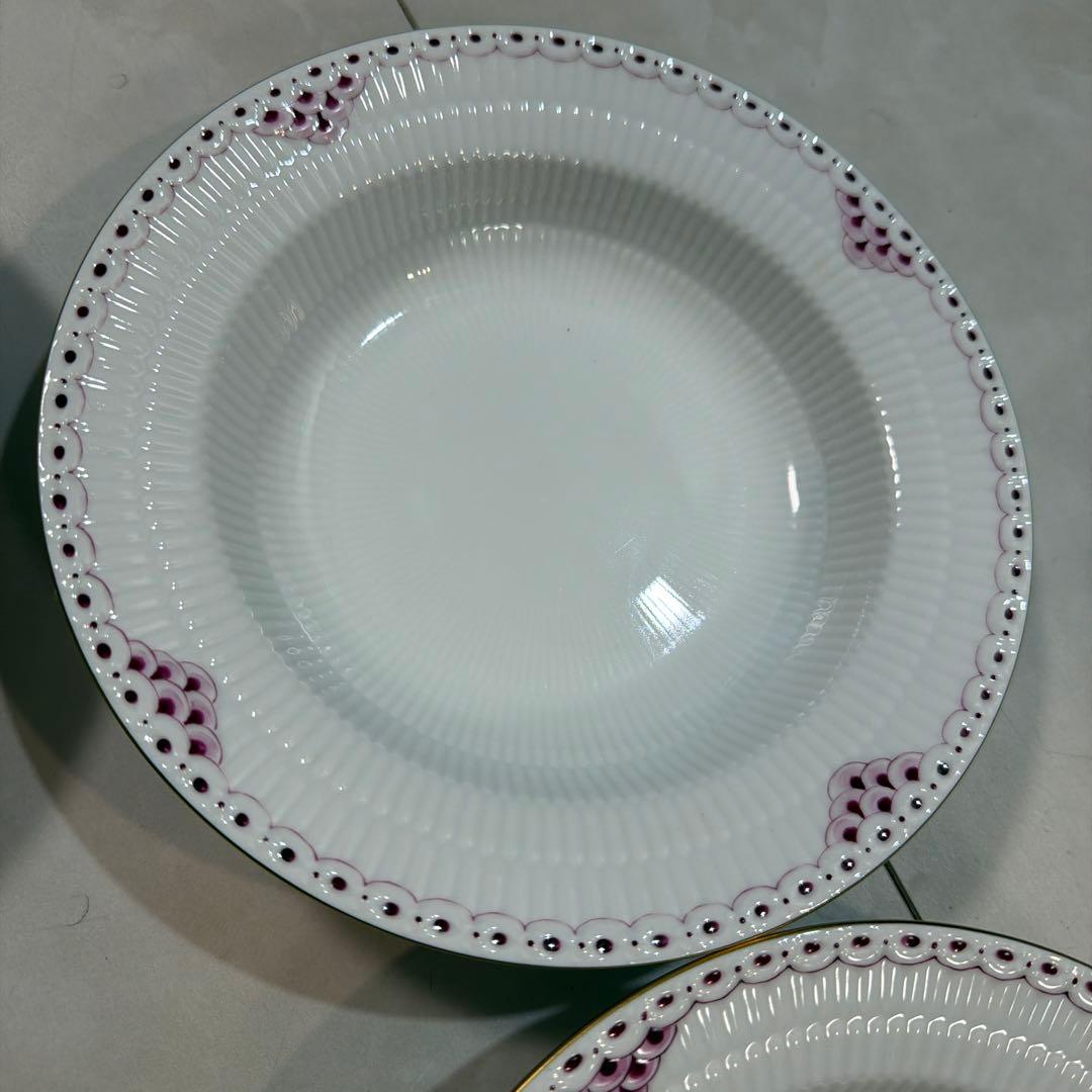 希少　廃盤RoyaI  ロイヤルコペンハーゲンバーガンディ