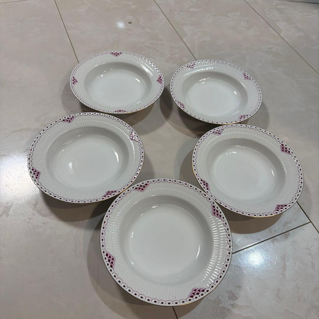 希少　廃盤RoyaI  ロイヤルコペンハーゲンバーガンディ