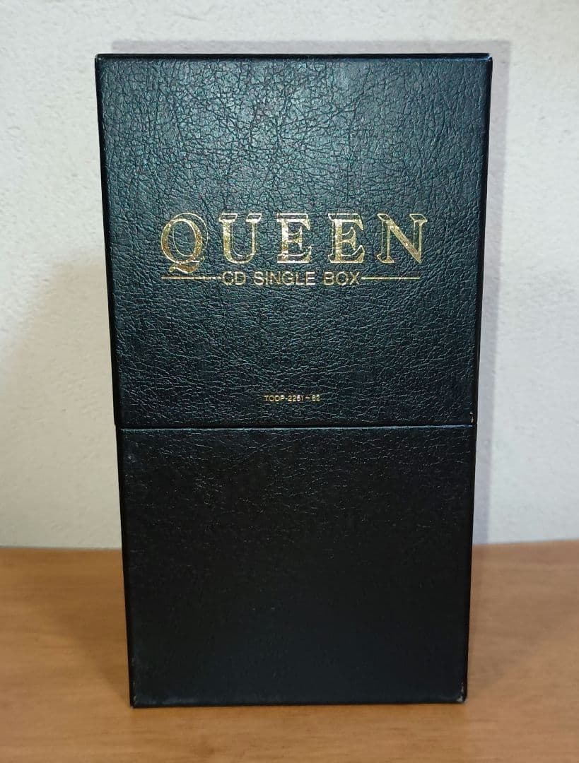 洋楽 QUEEN CD SINGLE BOX 12CD