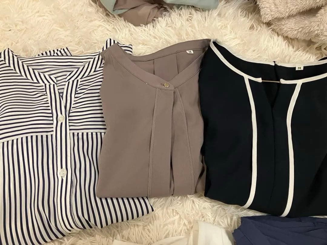 半袖ブラウス ９点セット➕ニットとカーディガンまとめ売り