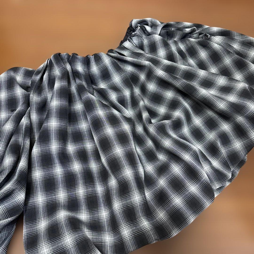 anuans チェック柄オフショルダートップス