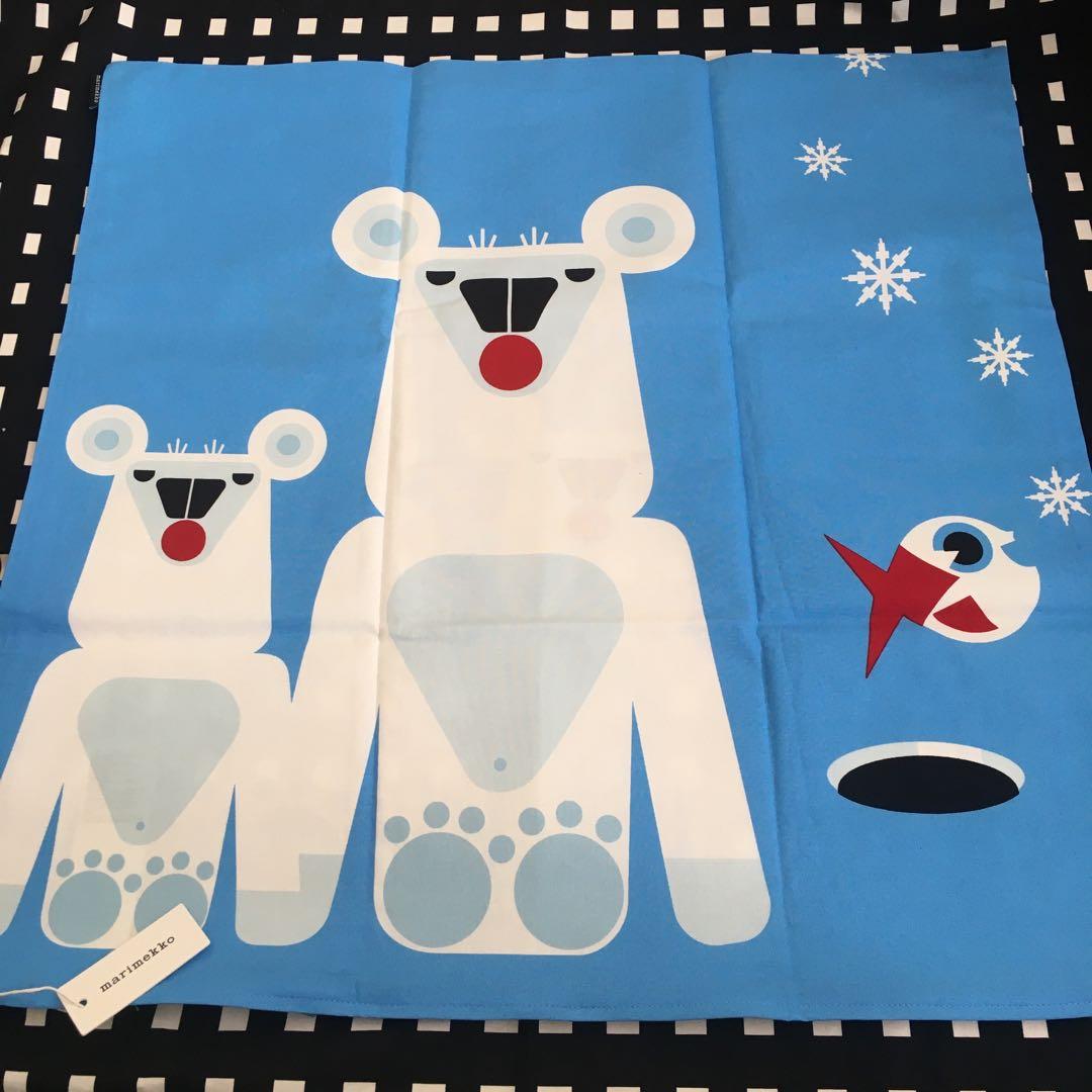 新品　マリメッコ　ヤーカルフ クッションカバー　クマ