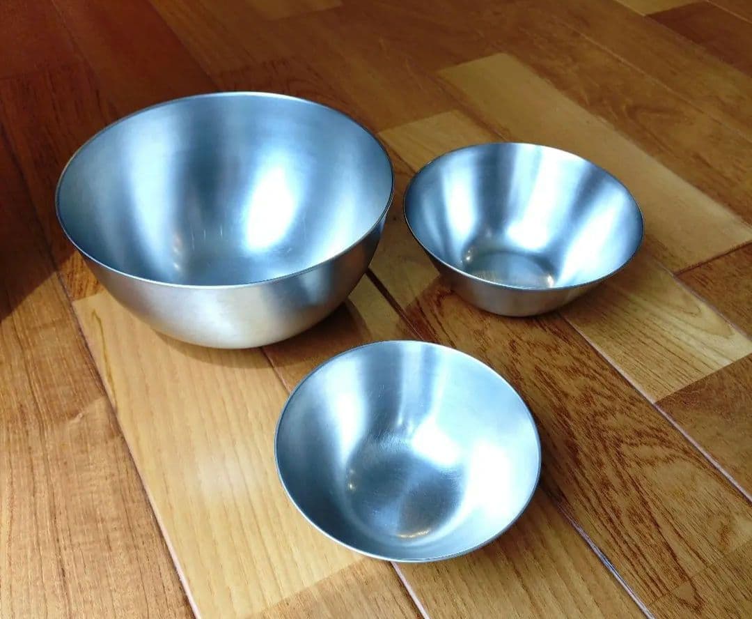 柳宗理　ボウル　パンチングストレーナー　セット（16cm·19cm·23cm）