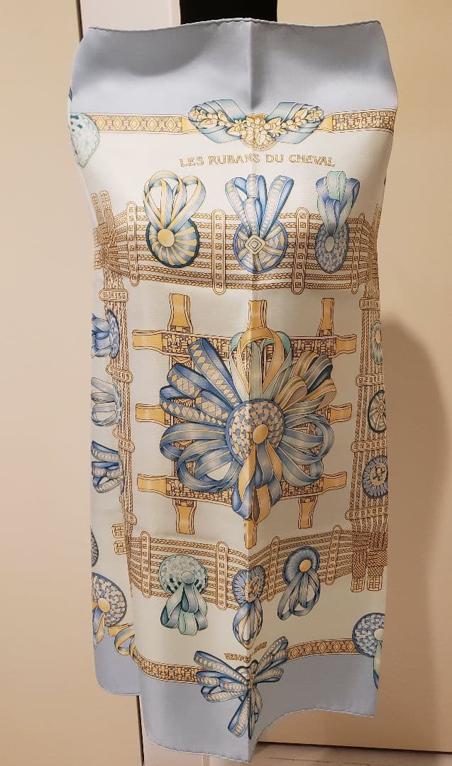 【美品】HERMES LES RUBANS DO CHEVAL 馬のリボン水色