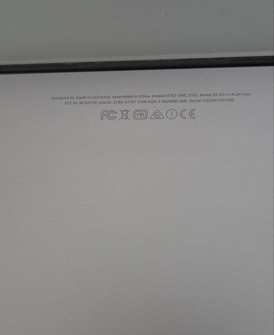 MacBook本体 Apple MacBook Pro 15 2017 A1707