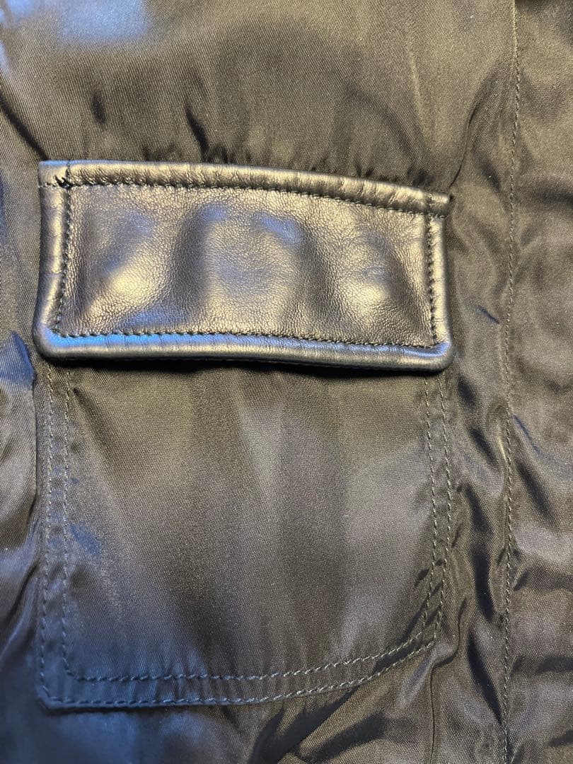 PRADA ミリタリージャケット ブラック