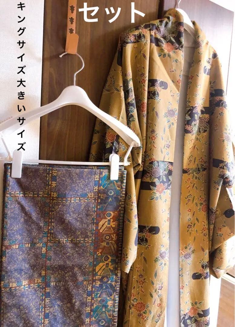 大衆演劇　役者　渋い着物　超キングサイズ正絹に見える洗える着物　雲紅型花柄帯付き