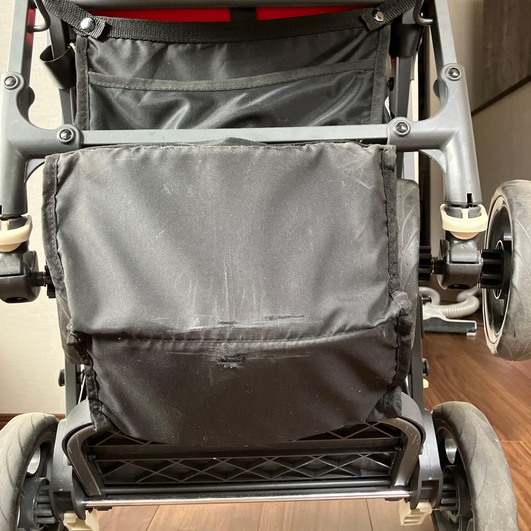JOOVY カブース ウルトラライト グラファイト　2人乗り ベビーカー