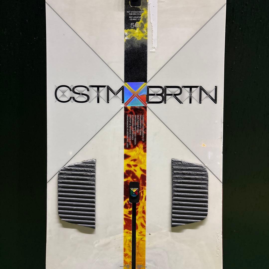 バートン　CSTM X スノーボード板　2010