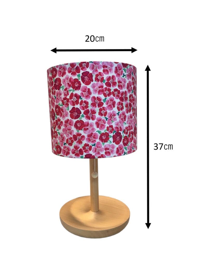 インテリア性抜群の空間を。ピンクを基調にした花柄デザイン。優しさをお部屋に。