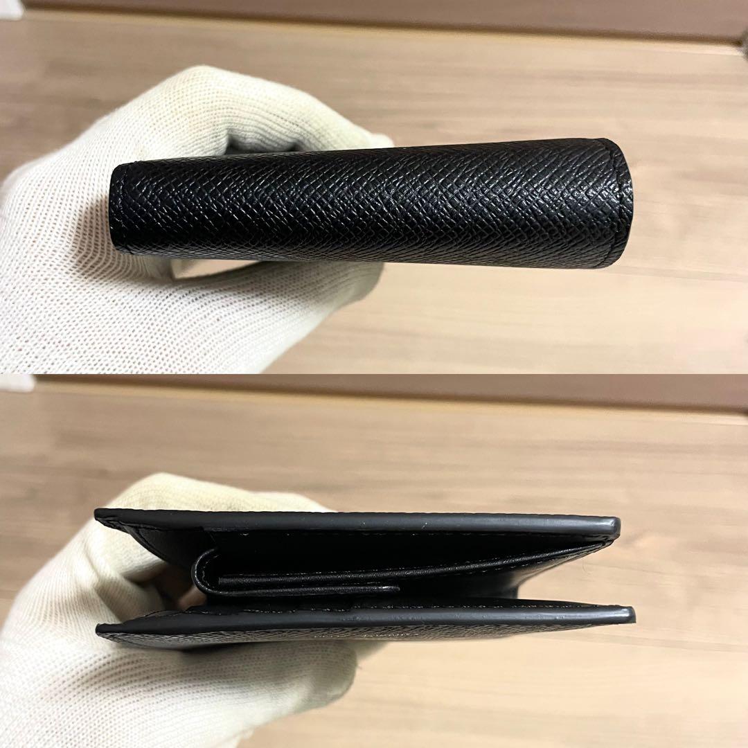 未使用/ペッレモルビダ　二つ折り財布　ウォレット　コンパクト　ブラック　レザー