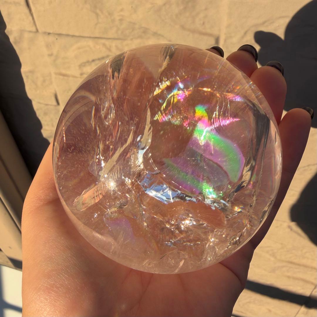透明度高☆虹が綺麗なアイリスクォーツスフィア・台座付き