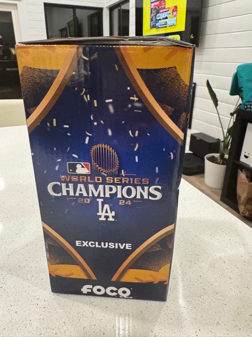 大谷翔平　世界2024個　優勝　ボブルヘッド ドジャース 2体セット