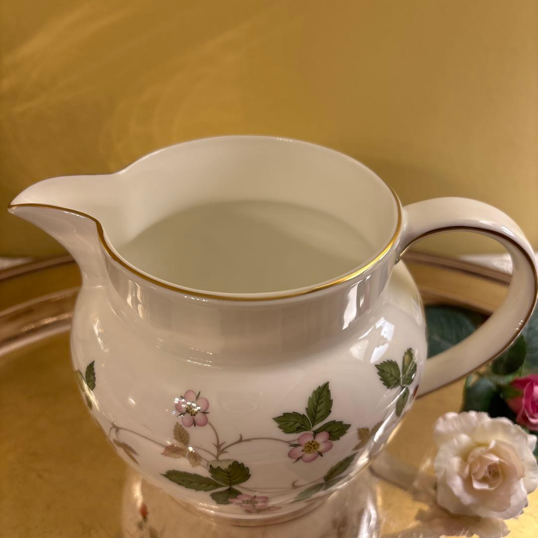 英国製　希少　ウェッジウッド　ワイルドストロベリー　ピッチャーorジャグ