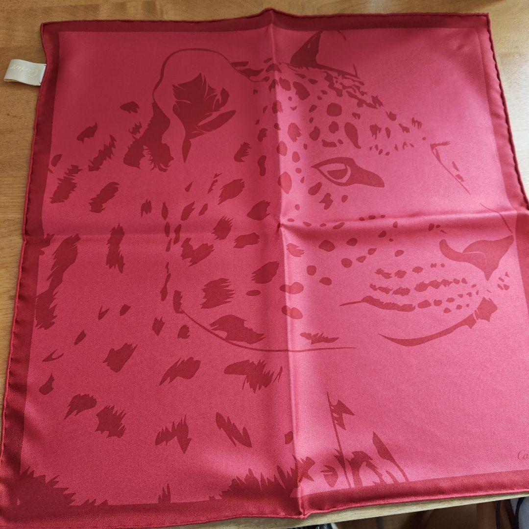 Cartier ヒョウ柄 赤 スカーフ