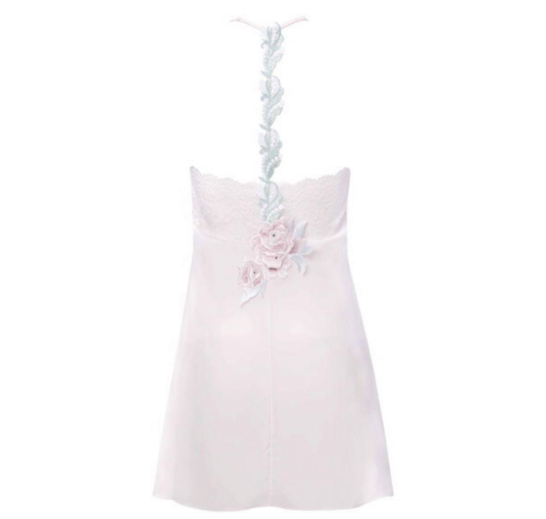 サルート 22／スリップ ドレス　Ｍサイズ　キャミ　ランジェリー　ワコール