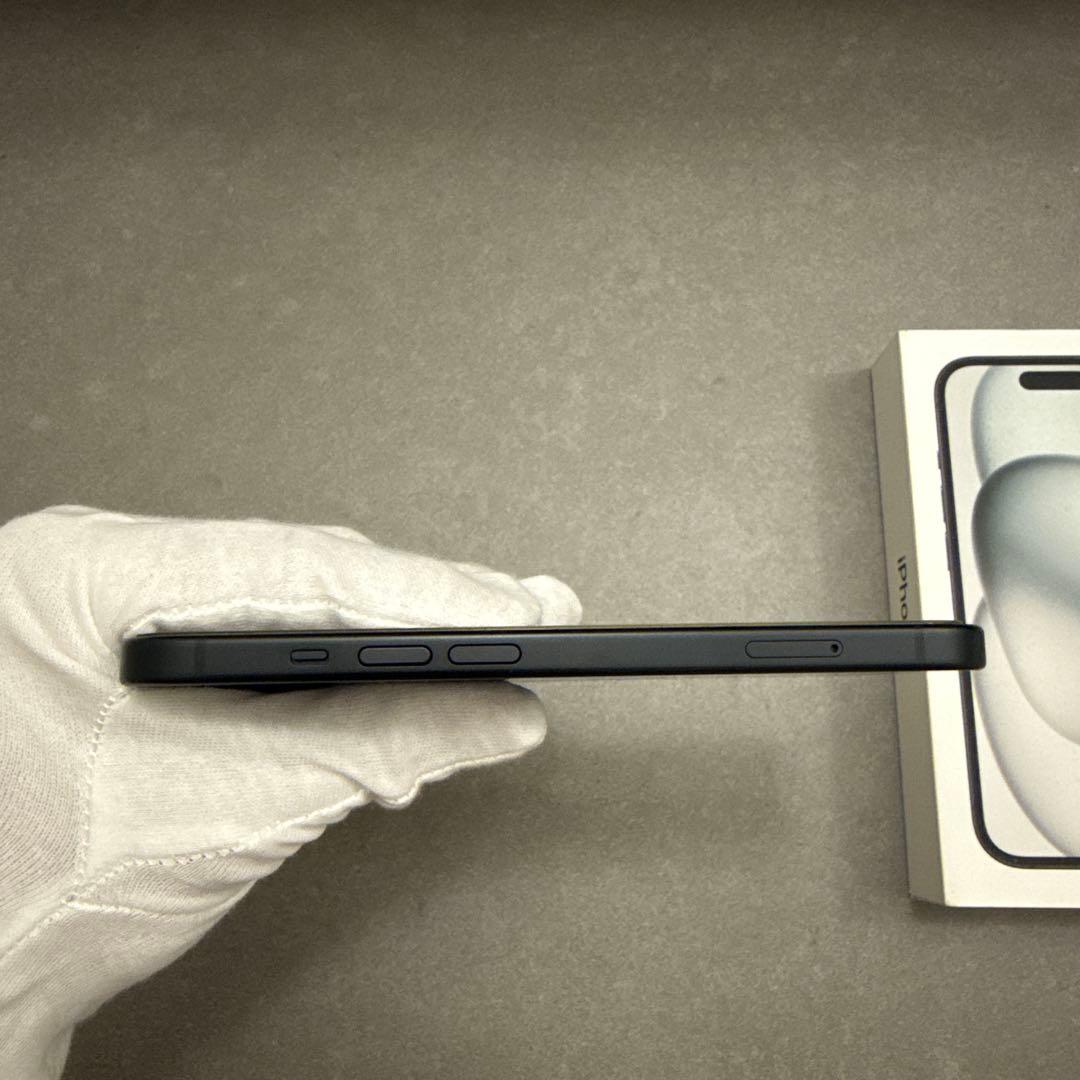 iPhone 15 black 128GB 本体箱付き　超美品 simフリー