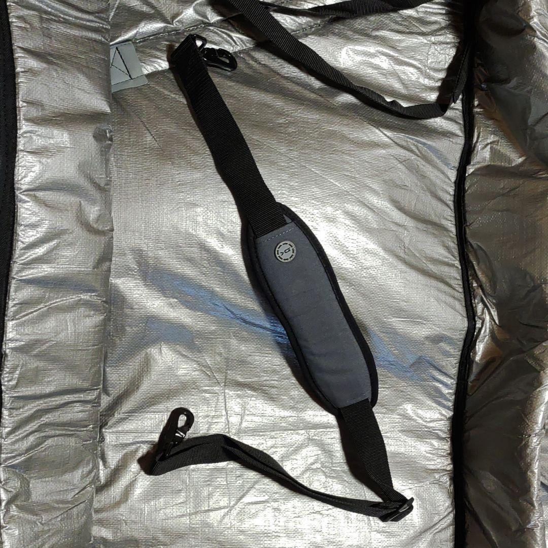 DAKINEサーフボードケース