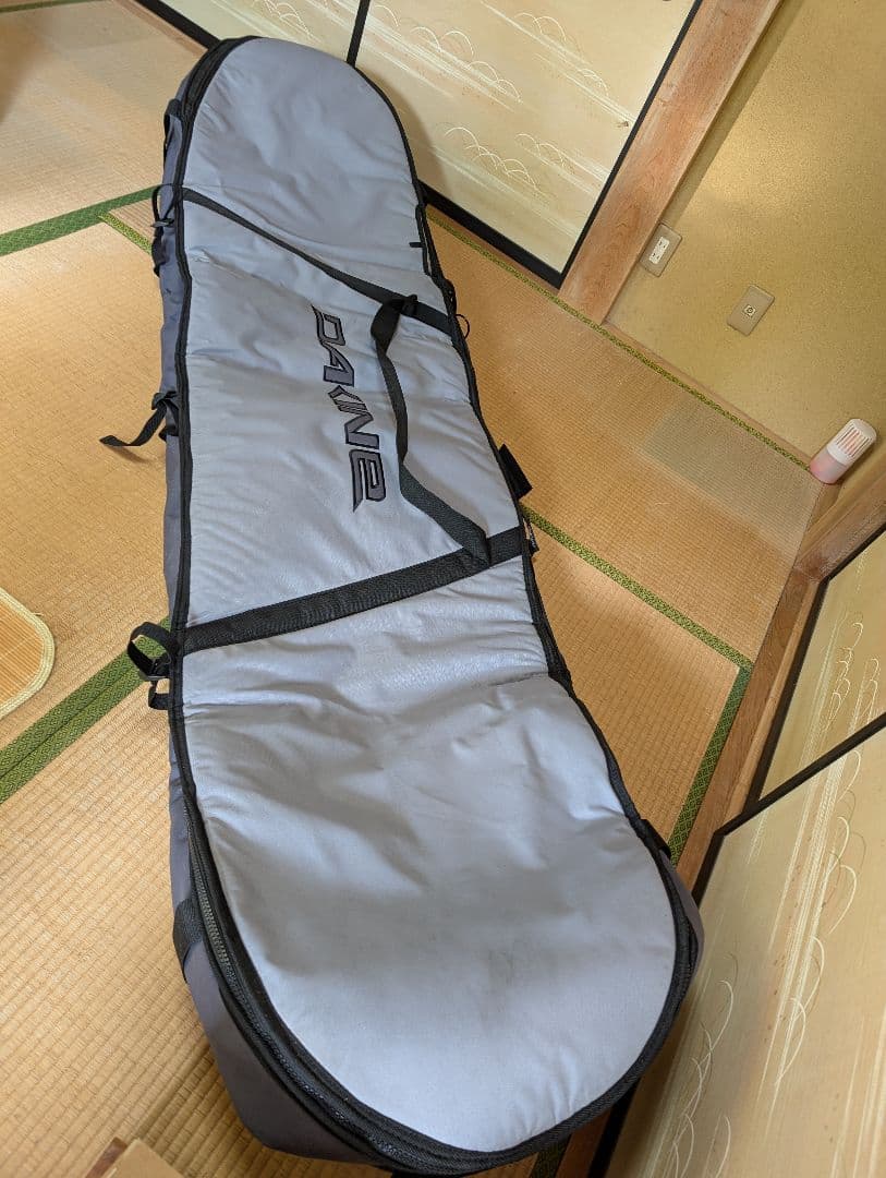 DAKINEサーフボードケース