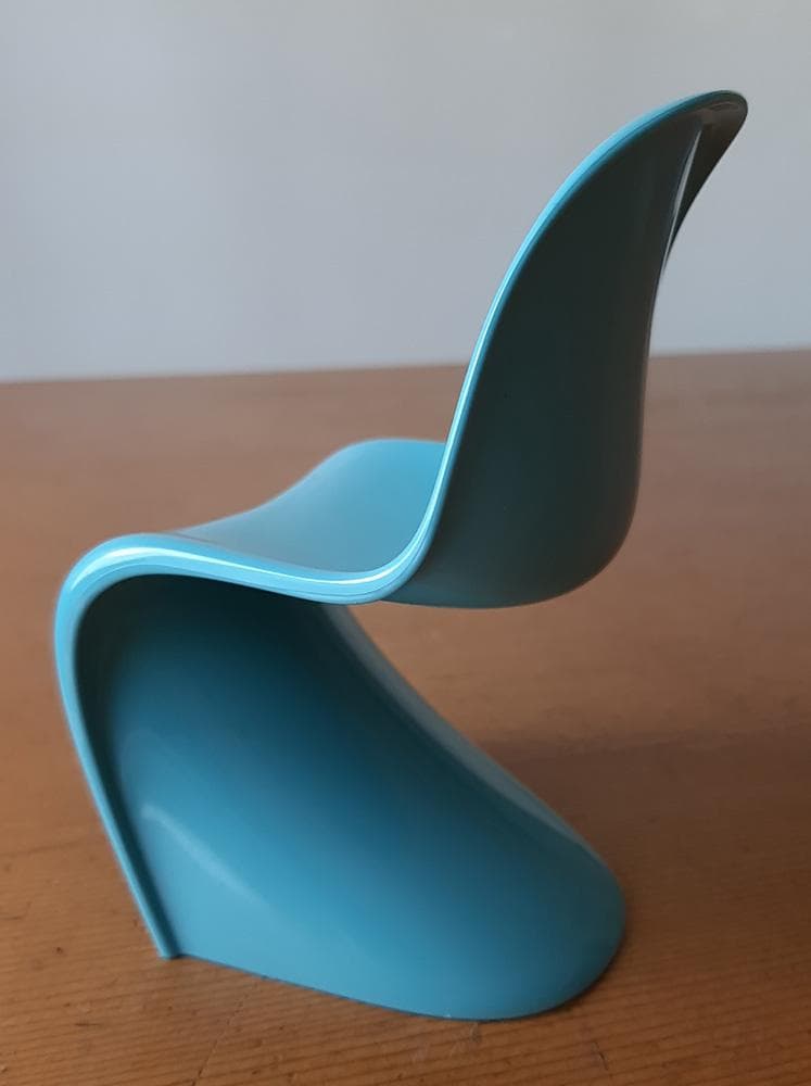 vitra ミニチュア パントンチェアー（サックスブルー）