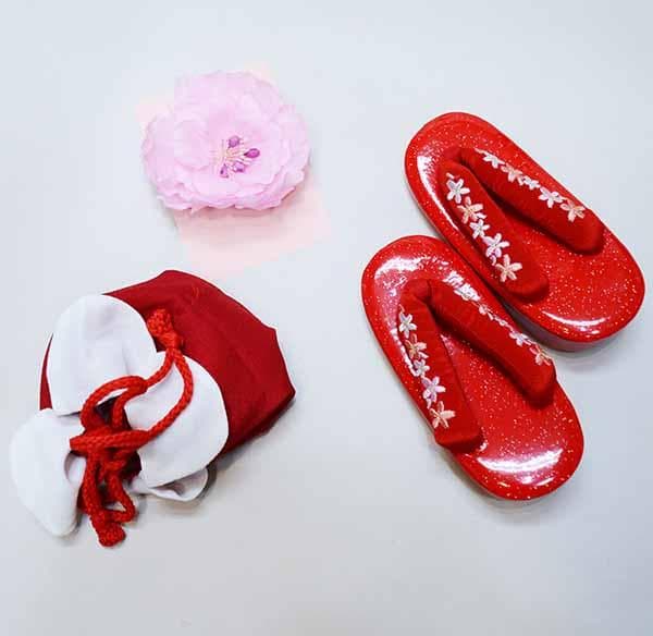 七五三 三歳 女児 被布着物フルセット 被布に刺繍入り 伊達襟付 お仕立て無料