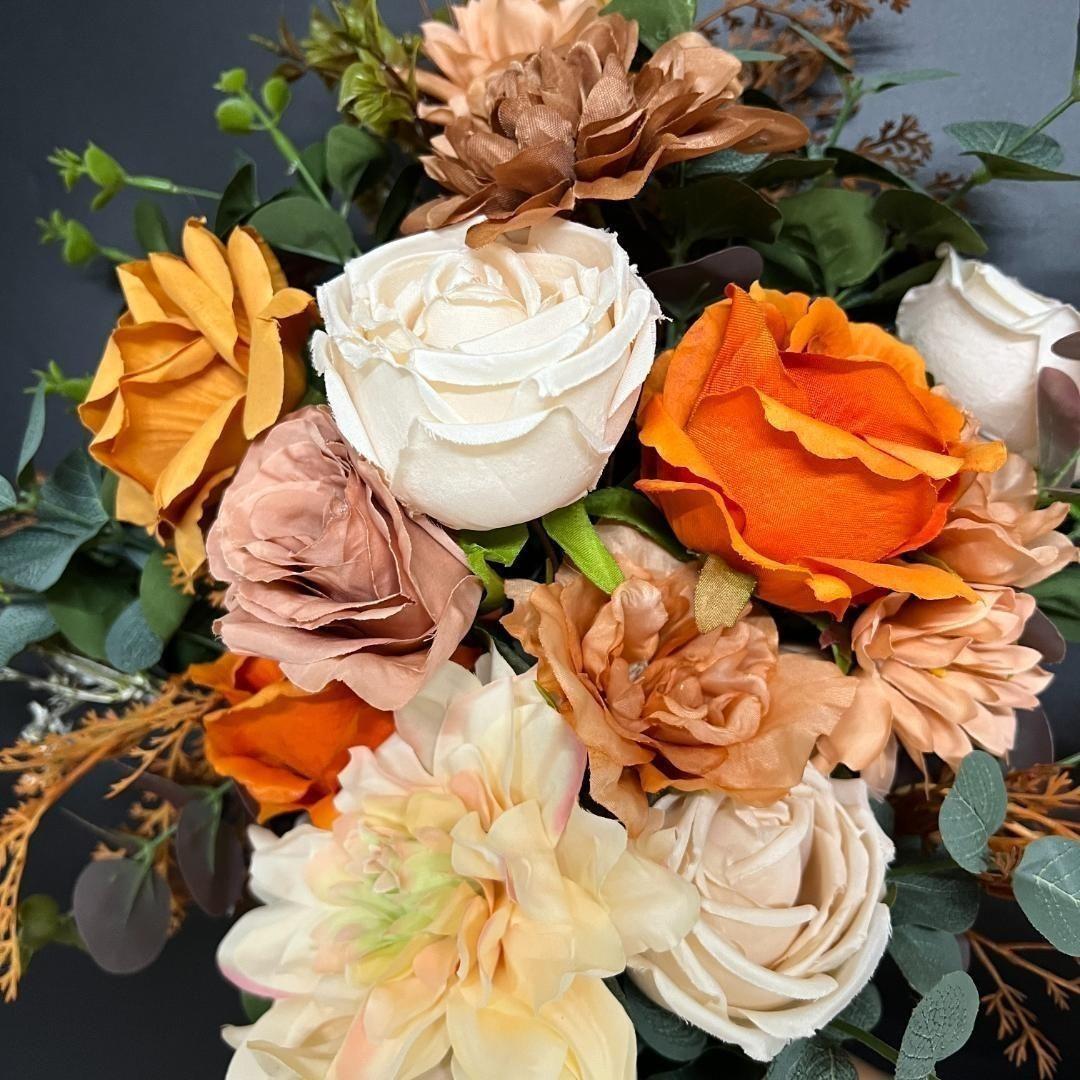春婚におすすめ 2点セット ウェディングブーケ 明るいオレンジ 高級造花