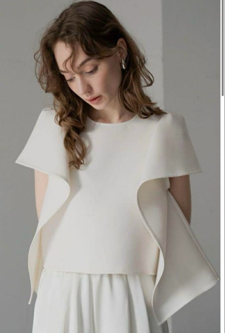 maison de Dolce. illy tops 白