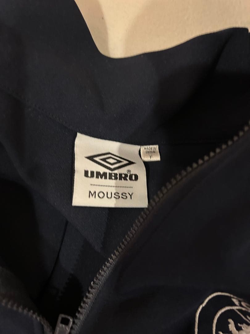 MOUSSY UMBRO トラックジャケット　ネイビー