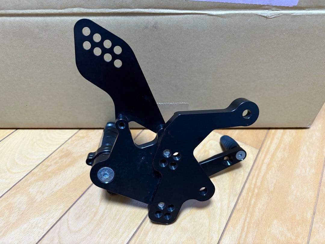 ksさん専用 ストライカーZ900RS バックステップ ブラック