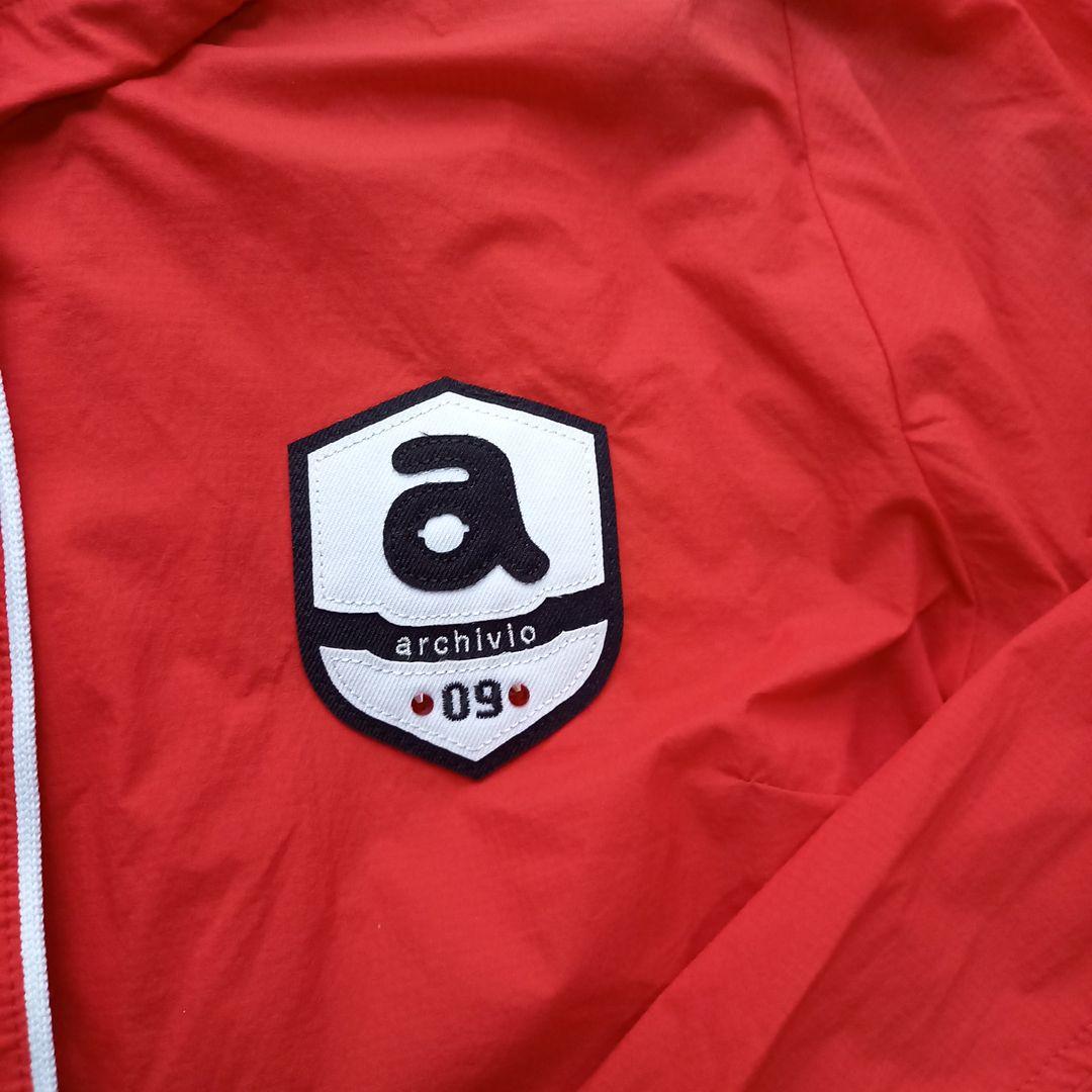 【専用】archivio フード付きレインウェア 2way 赤 収納袋付き 38