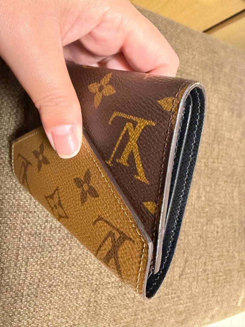 ルイ・ヴィトン財布　ポルトフォイユ・ヴィクトリーヌ