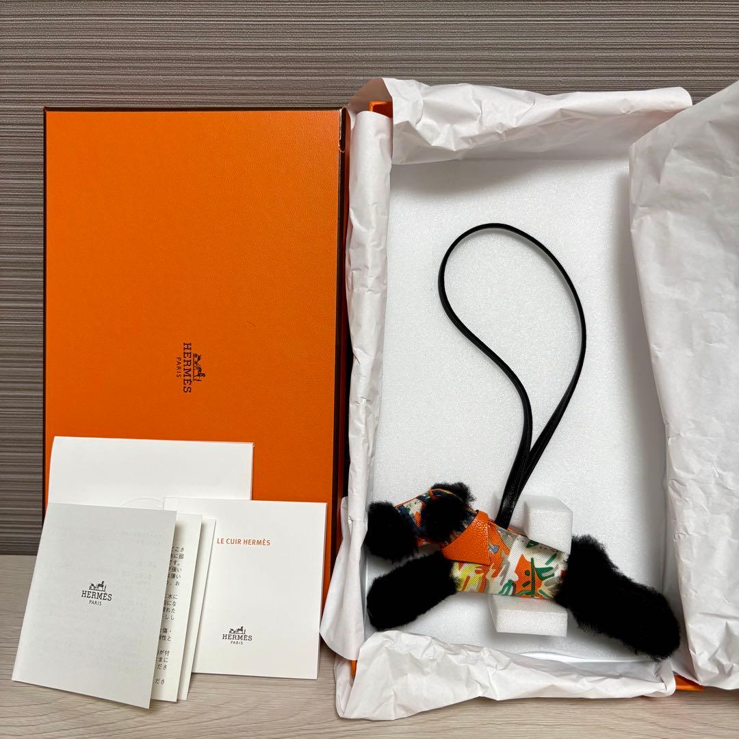 HERMES バディ チャーム ブラック