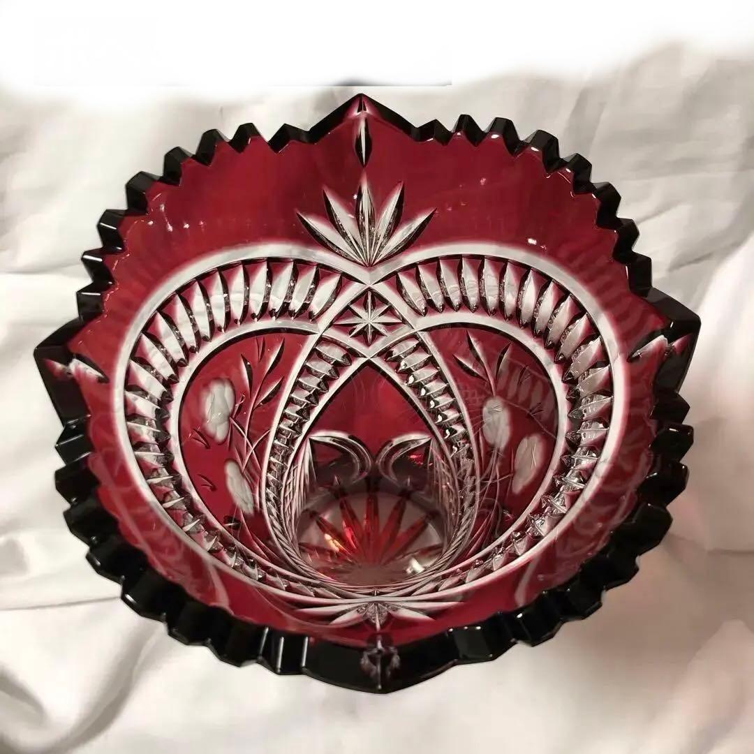 ボヘミアン？ドレスデン？ガラス　 赤色被せ切子　フラワーベース　花瓶