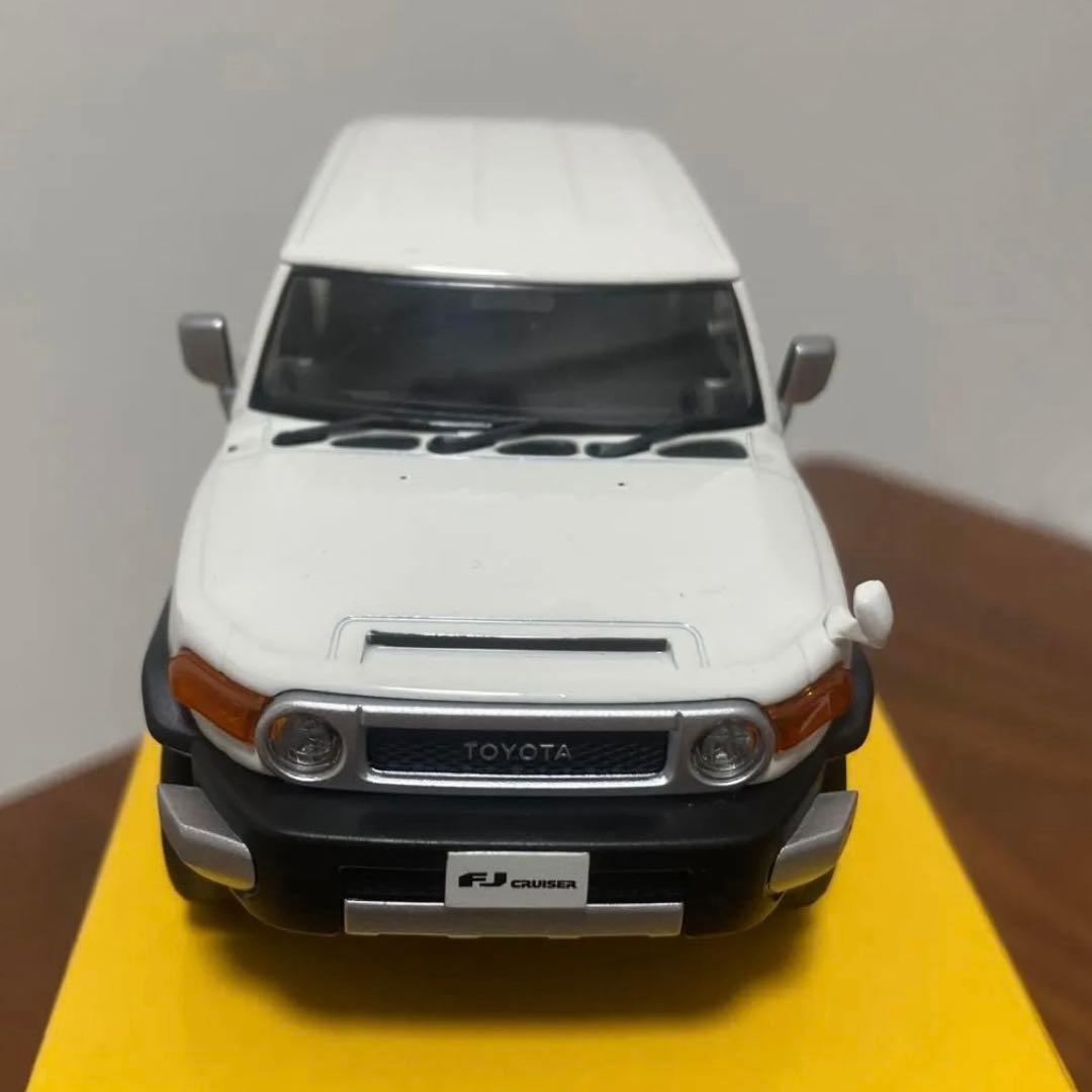 トヨタ　FJクルーザー FJCRUISER カラーサンプル　色見本