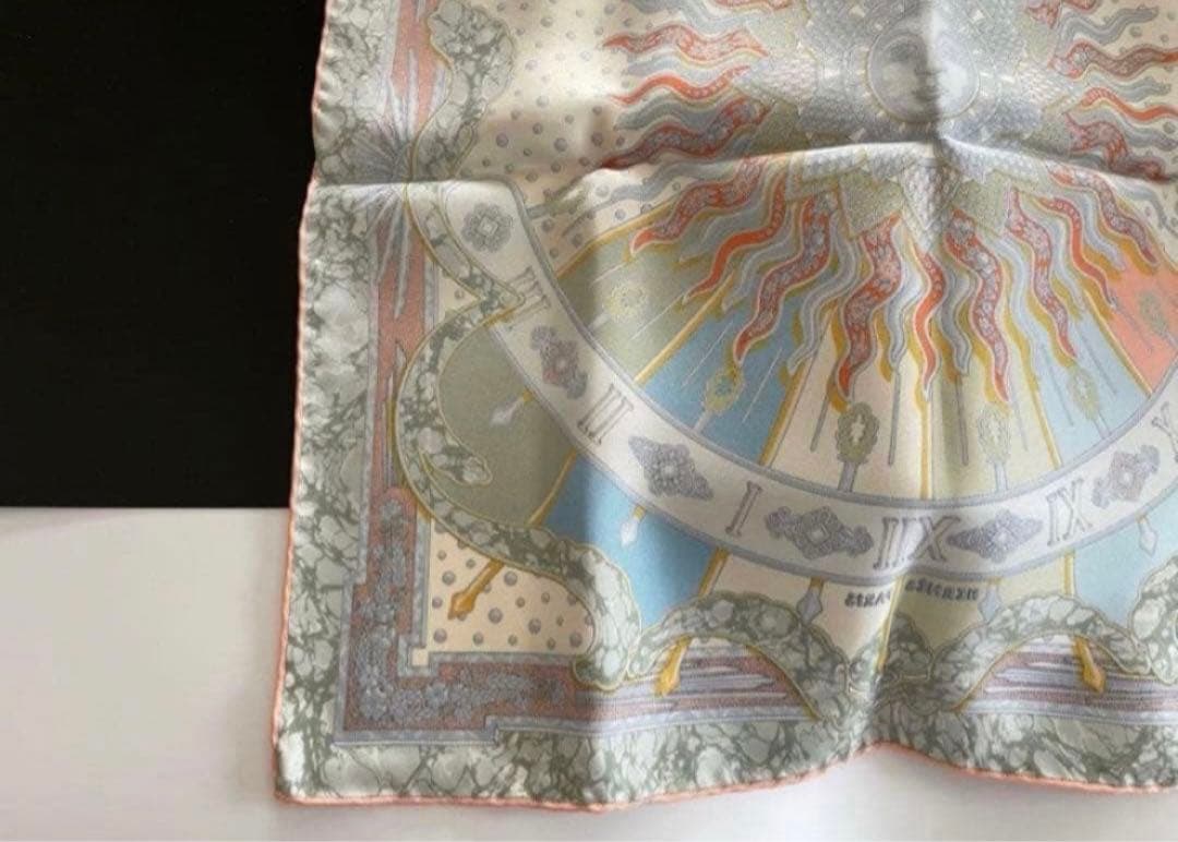 HERMES エルメス スカーフ 太陽