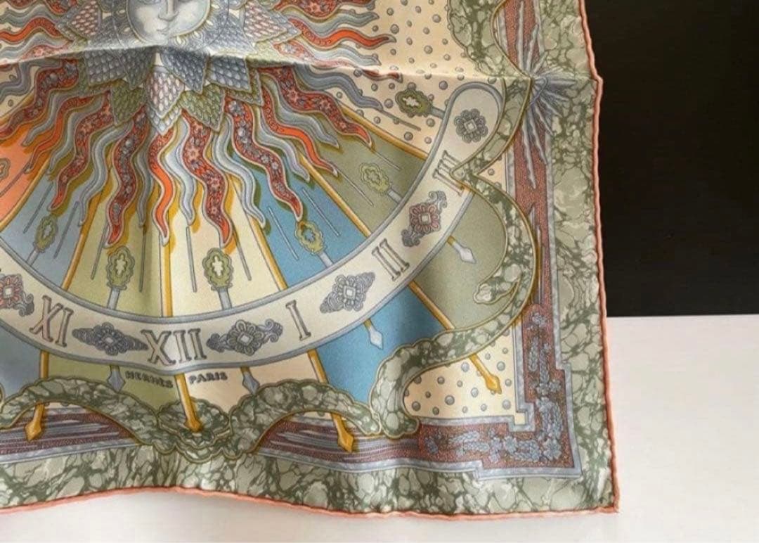 HERMES エルメス スカーフ 太陽