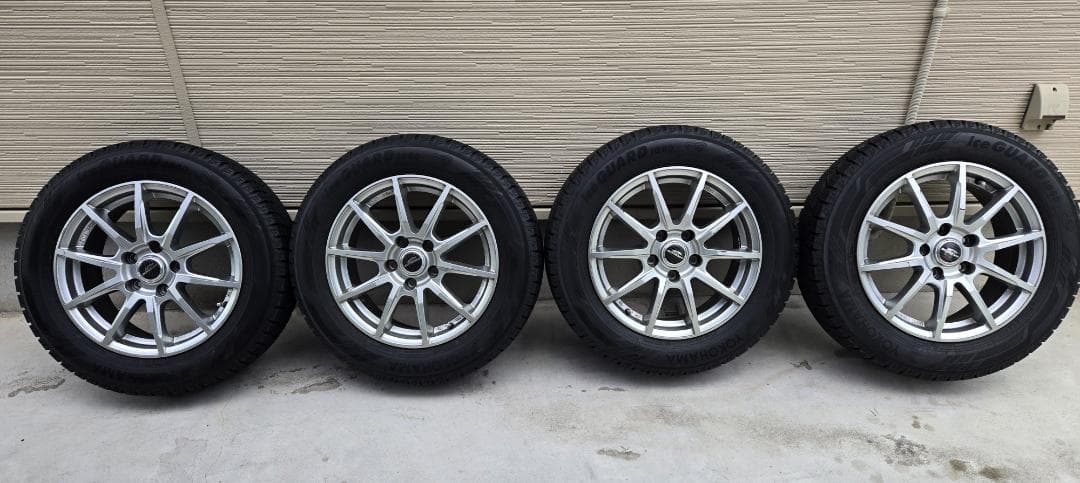 スタッドレスタイヤ