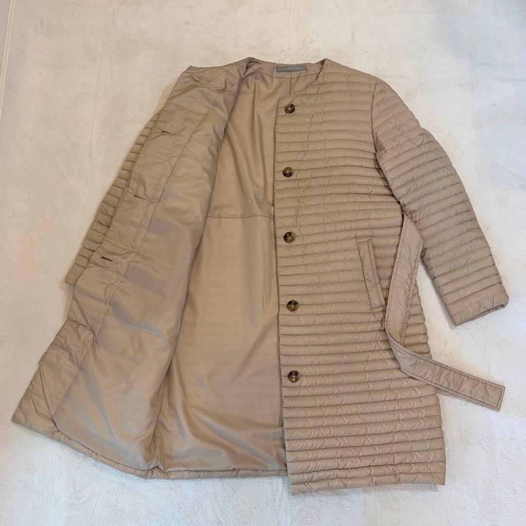 theory luxe ノーカラー ダウンコート 40 ベージュ ベルト付