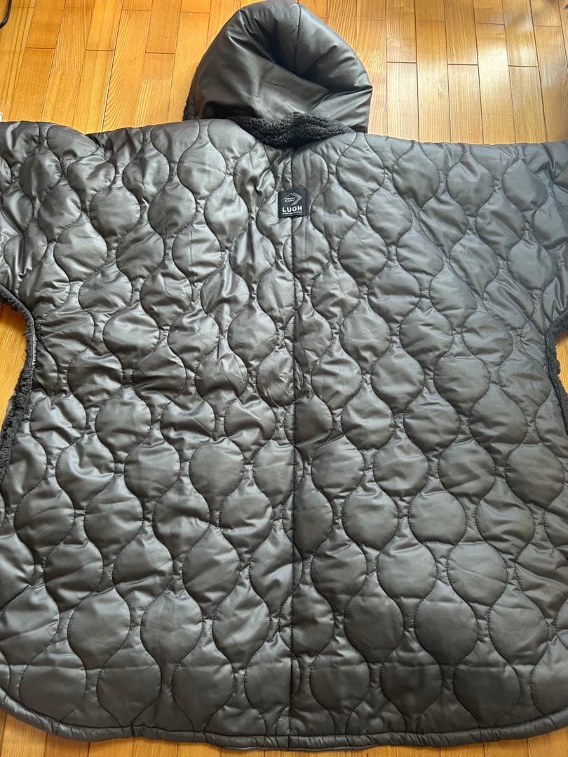 LUGH 着る魔法瓶ブランケット フーディスリーパー　ショート